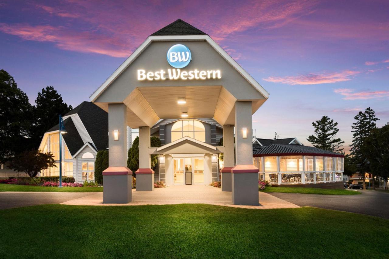 Best Western Harbour Pointe Lakefront Saint Ignace Exterior foto